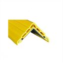 Photo : Protection d'angle à alvéoles plates sur aluminium Jaune - 40 x 40 mm