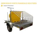 Photo : Remorque porte-panneaux routiers