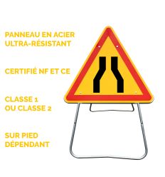 AK3 - Panneau de Chantier Chaussée Rétrécie en Acier avec Pied Dépendant - Points forts