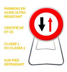 BK15 - Panneau de Chantier Cédez le Passage Circulation Sens Inverse en Acier sur Pied Dépendant - Points forts
