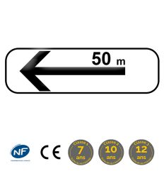 Normes et classes du panonceau indiquant une section de stationnement sur la gauche à une distance de 50 mètres