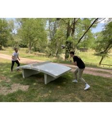 Table de Teqball en béton