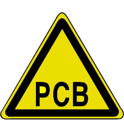 Panneau triangulaire avec PCB en toutes lettres
