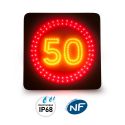 Photo : Panneau dynamique à Leds avec fond noir Secteur - 700 x 700 mm - B14 50 km/h (Ø 650 mm)