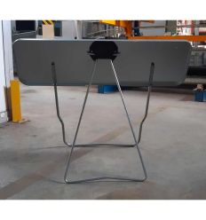 Dos panneau KD22a "Piétons"