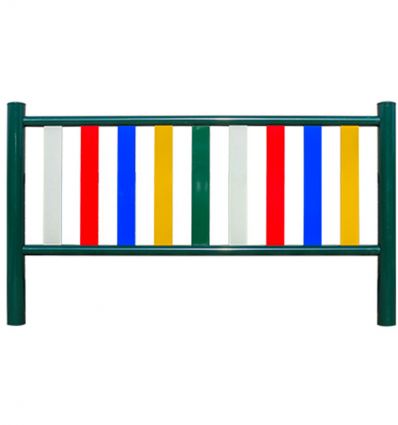 Clôture aire de jeux en acier zingué à sceller