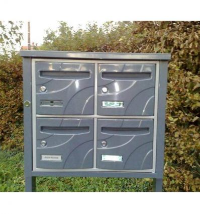 Boite a lettres collectives d'extérieur sur Pieds