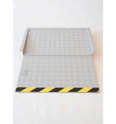 Rampe PMR encastrée dépliante