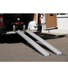 rampe chargement pliable à rebords