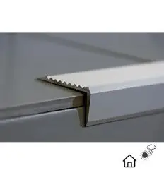 Nez de marche en aluminium antidérapant 43 x 20 mm Extérieur et Intérieur