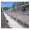 Glissière en béton avec clôture pour délimiter un chantier