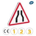 Photo : A3 - Panneau rétrécissement de chaussée 500 mm (2 rails au dos) - Classe 1 (T1) - Dos brut