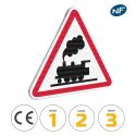 Photo : A8 - Panneau Passage à Niveau sans barrières 500 mm (2 rails au dos) - Classe 1 (T1) - Dos brut