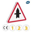 Photo : AB2 - Panneau d'intersection prioritaire 500 mm (2 rails au dos) - Classe 1 (T1) - Dos brut