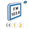 Photo : CE22 - Panneau radio dédiée à la circulation routière 350 x 350 mm  (2 rails au dos) - Classe 1 (T1)