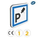 Photo : CE9 - Panneau parking sous vidéo surveillance 350 x 350 mm  (2 rails au dos) - Classe 1 (T1)