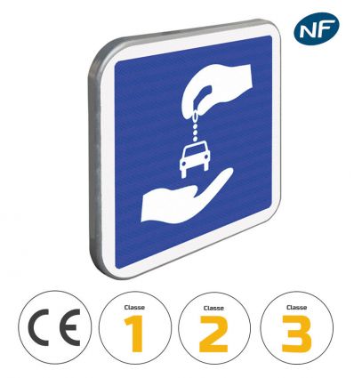 C9 - Panneau d'indication d'emplacement de station d'autopartage avec pictogrammes de classes et normes