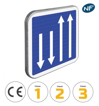 C29A - Panneau d'indication d'un début de créneau de dépassement avec pictogrammes de classes et normes