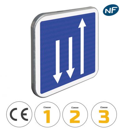 C29C - Panneau d'indication d'un début de 3 voies affectées avec pictogrammes de classes et normes
