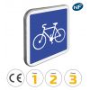 C113 - Panneau d'indication d'une piste conseillée et réservée aux cycles avec pictogrammes de classes et normes