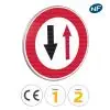 B15 - Panneau cédez le passage à la circulation venant en sens inverse