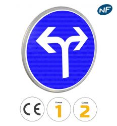 B21e - Panneau direction obligatoire à droite ou à gauche