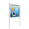 Panneau d'affichage libre avec poteaux et bandeau agora gris clair format portrait 16 ou 24 A4