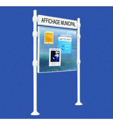 Panneau d'affichage libre avec poteaux et bandeau agora blanc format portrait 16 ou 24 A4