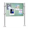 Panneau d'affichage libre dessus des poteaux inox brossé gris clair format paysage