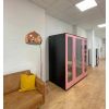 Cabine acoustique 2 personnes exemples coloris rose et noir