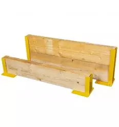 Protection de rack en madrier