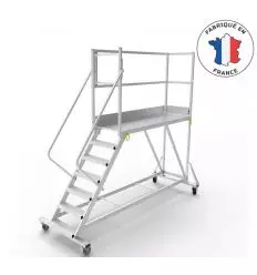 Plateforme accès latéral camion