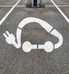 Pochoir voiture électrique