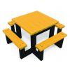 Table extérieur pour enfant en plastique recyclé jaune pied noir