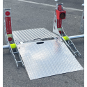 Photo : Rampe d'accès pour barrière anti voiture bélier 3,5 tonnes