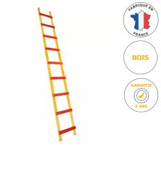 Échelle de toit en bois