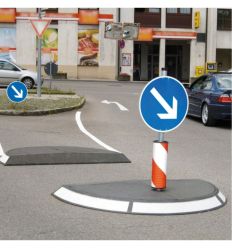 Ilot de circulation en caoutchouc
