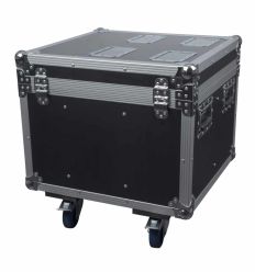 Flight case fermé derrière