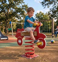 Mise en situation Jeux sur ressort Scooter modèle 2