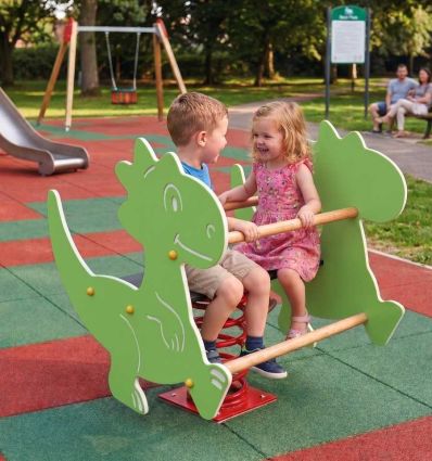 Mise en situation Jeux sur ressort 2 place Dinosaure vert