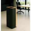 Poubelle bureau design - effet bois clair - Mise en situation
