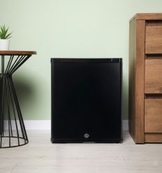 Minibar pour hôtel avec porte pleine
