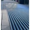 Tapis PMR extérieur en caoutchouc avec mise en situation