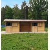 Deux boxes à chevaux avec abri central - col de cygne et toit double pente disponible sur demande de devis
