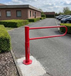 Barrière pivotante trombone rouge télescopique 1,15 à 2 m entrée de parking