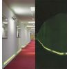 Balisage photoluminescent de sécurité avec flèche mise en situation