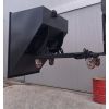 Basculement benne auto basculante noire
