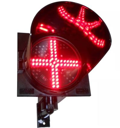 Feu croix rouge D200 mm allumé