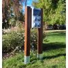 Borne de camping en bois