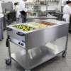Mise en situation du chariot bain marie à 4 bacs